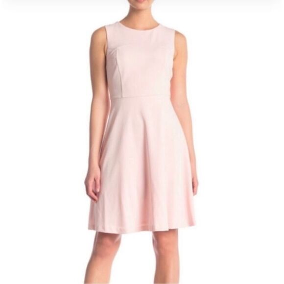 NWT Womens Tommy Hilfiger Fit & Flare Crepe Scuba Dress in Powder - Sz 14 - Picture 1 of 4